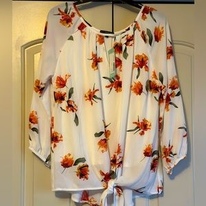 New West Kei tie Front lined floral blouse